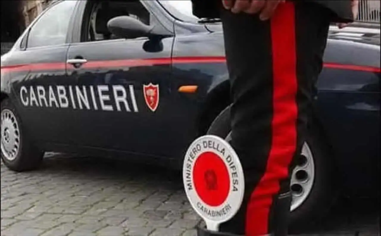 Evita di fornire queste informazioni su siti web non sicuri Evita di fornire queste informazioni su siti web non sicuri